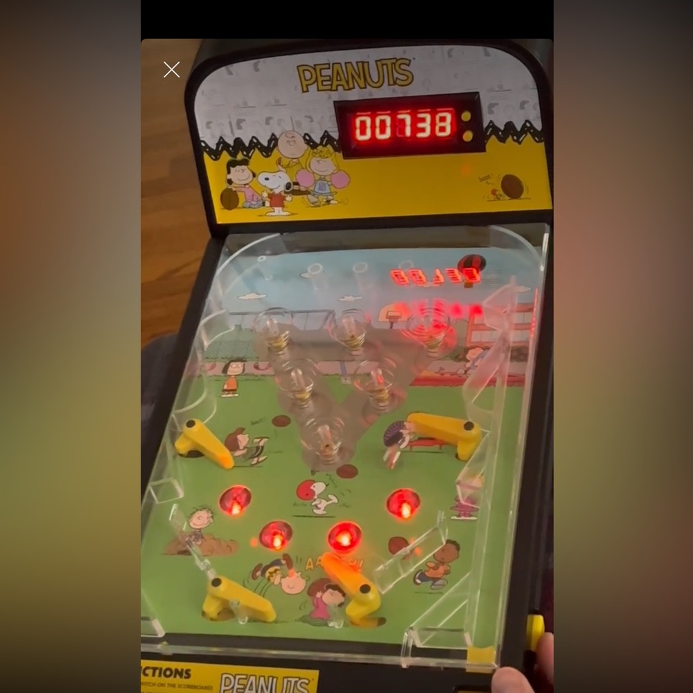 Peanuts Tabletop Pinball Game NWT | Electronic Arcade